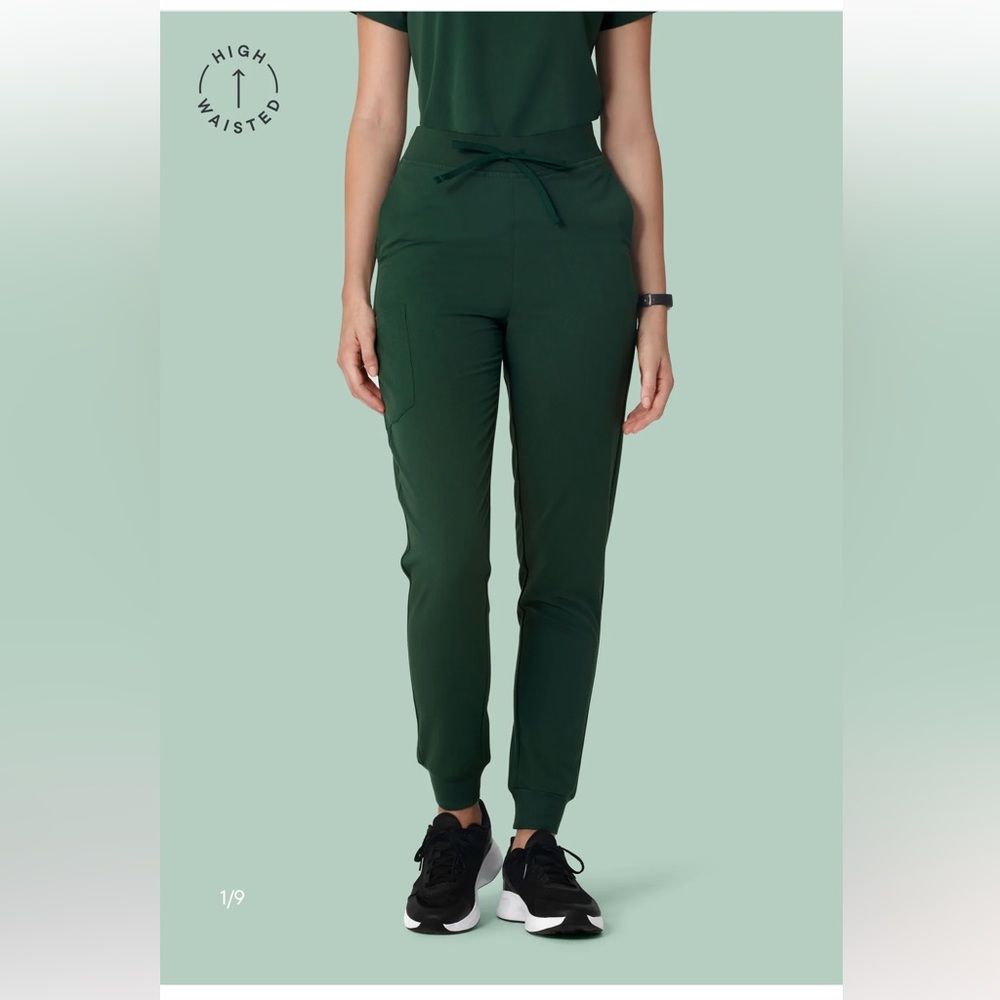 Brand new with tags Mandala jogger scrub bottoms. XS midnight green color
